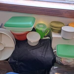 Tupperware Green and Red Food Storage Set